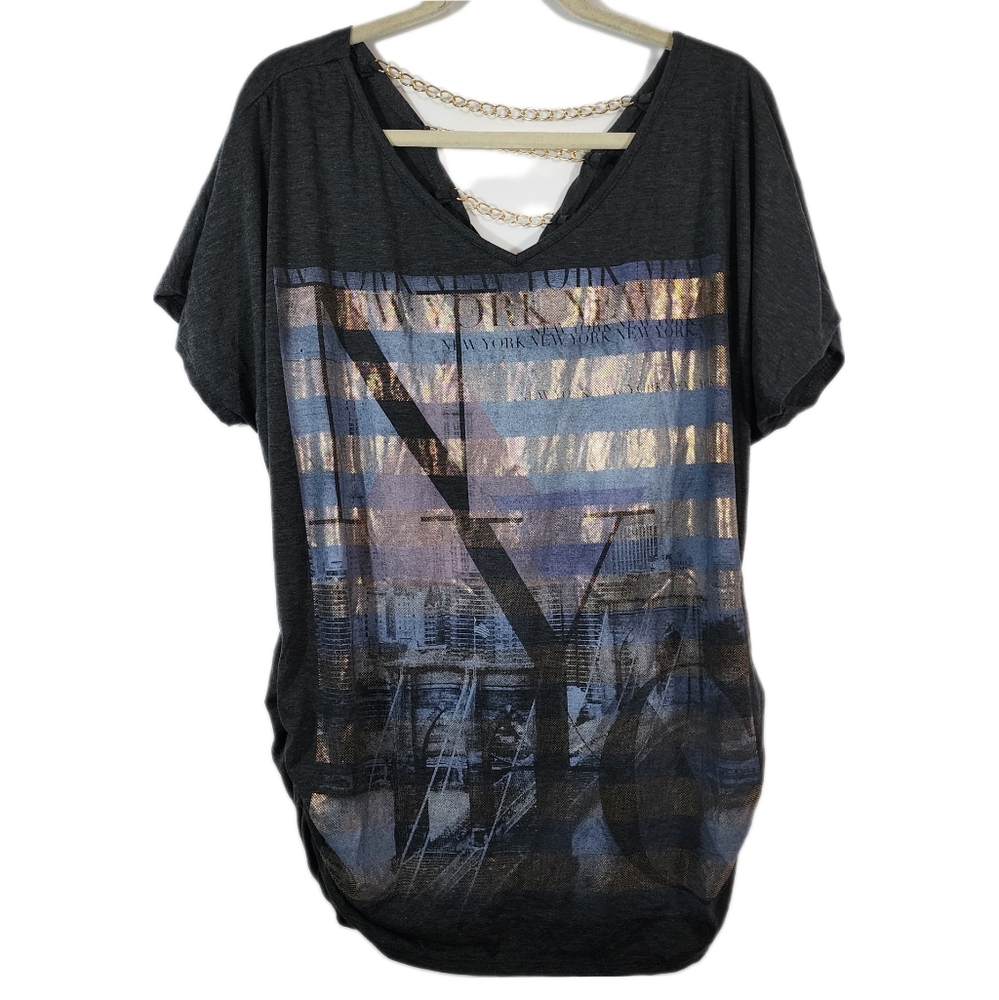 Plus size NYC glitter tee